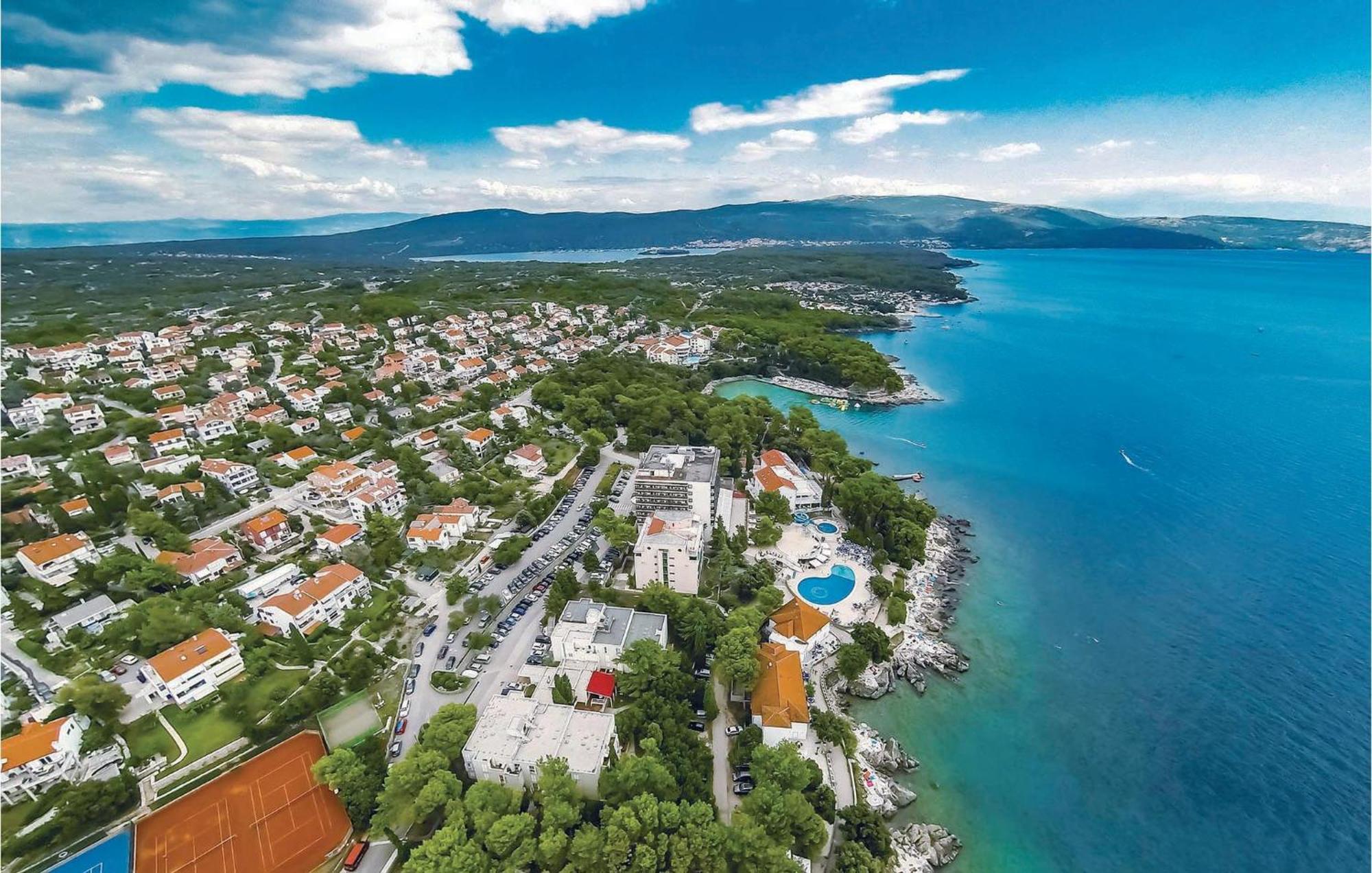 3 Bedroom Stunning Apartment In Krk Krk Town Zewnętrze zdjęcie